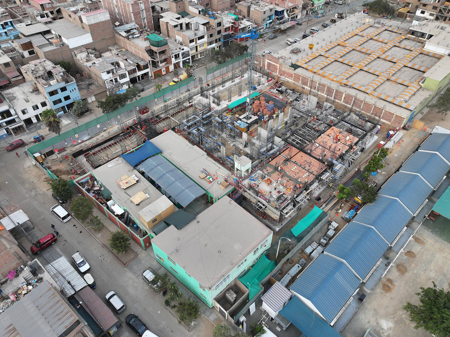 IE 100 COLEGIO BICENTENARIO